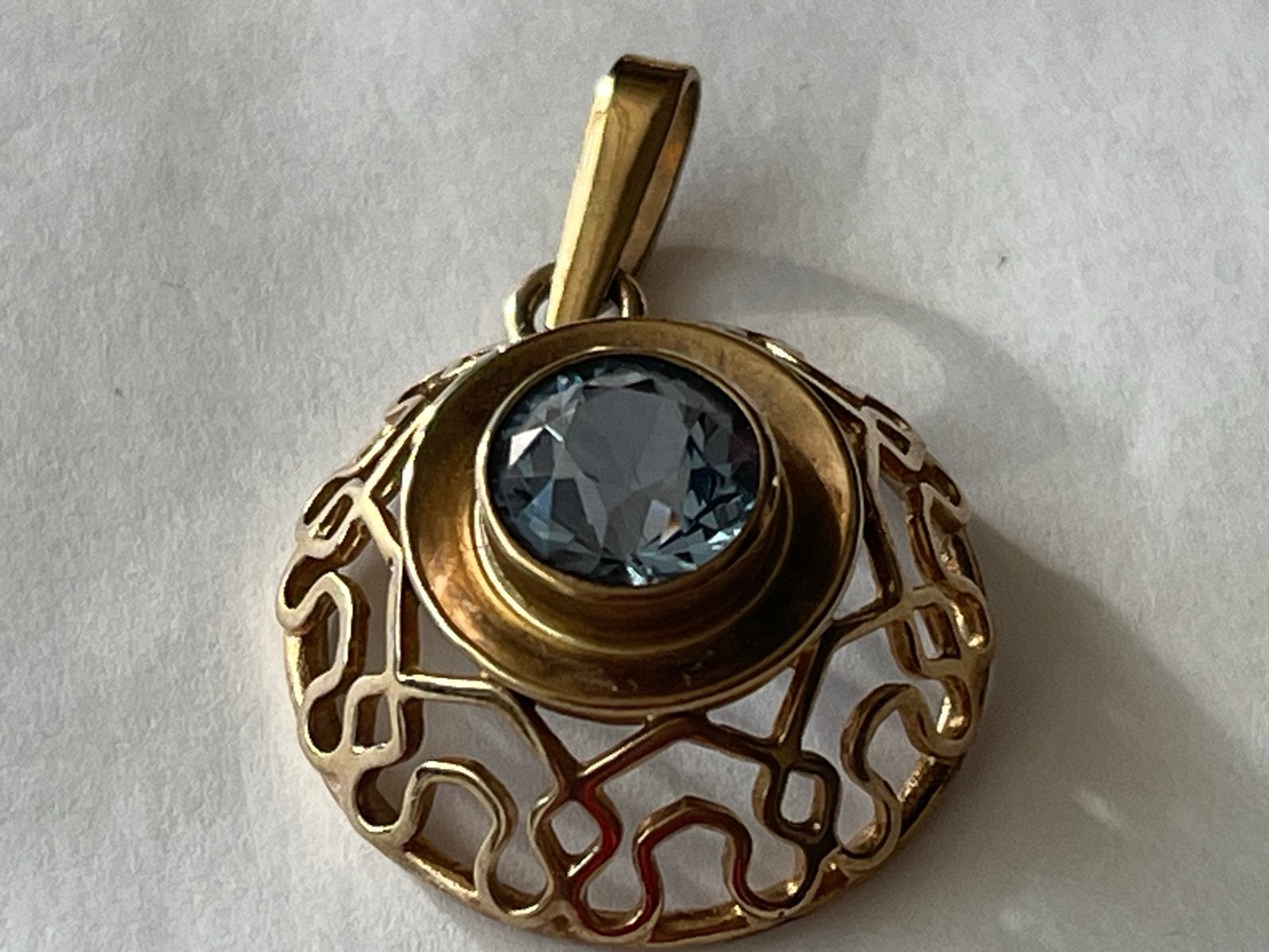 Bijzondere gouden hanger met Aquamarijn - 8 CT, Sieraden, Tassen en Uiterlijk, Kettinghangers, Overige voorstellingen, Zo goed als nieuw