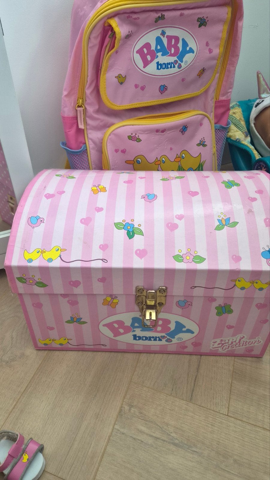 Foto 5 van Grote Baby Born set: pop, kleding, meubels en accessoires