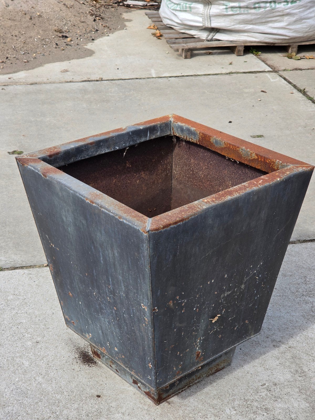 Stalen Bloembak / Bloempot | 50x50 | 60 hoog, Ophalen, Gebruikt, Minder dan 60 cm, Vierkant
