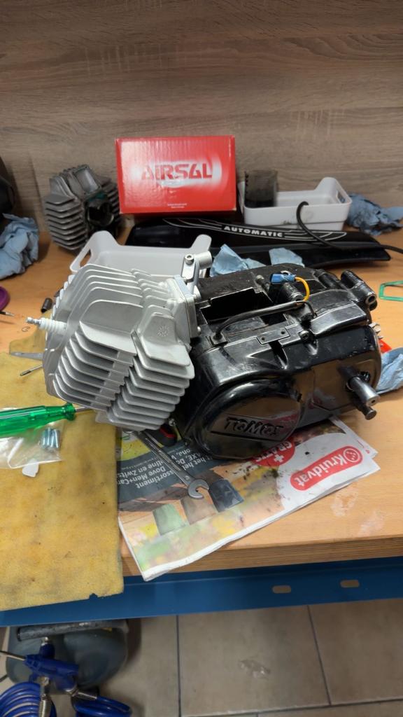 Tomos blok 65cc, Fietsen en Brommers, Ophalen, Zo goed als nieuw, Blok