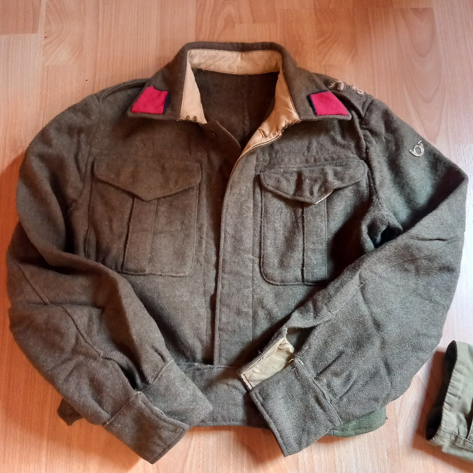 1943 Canadees origineel battledress jasje wo2 ww2, Verzamelen, Ophalen of Verzenden, Landmacht, Overige gebieden, Kleding of Schoenen