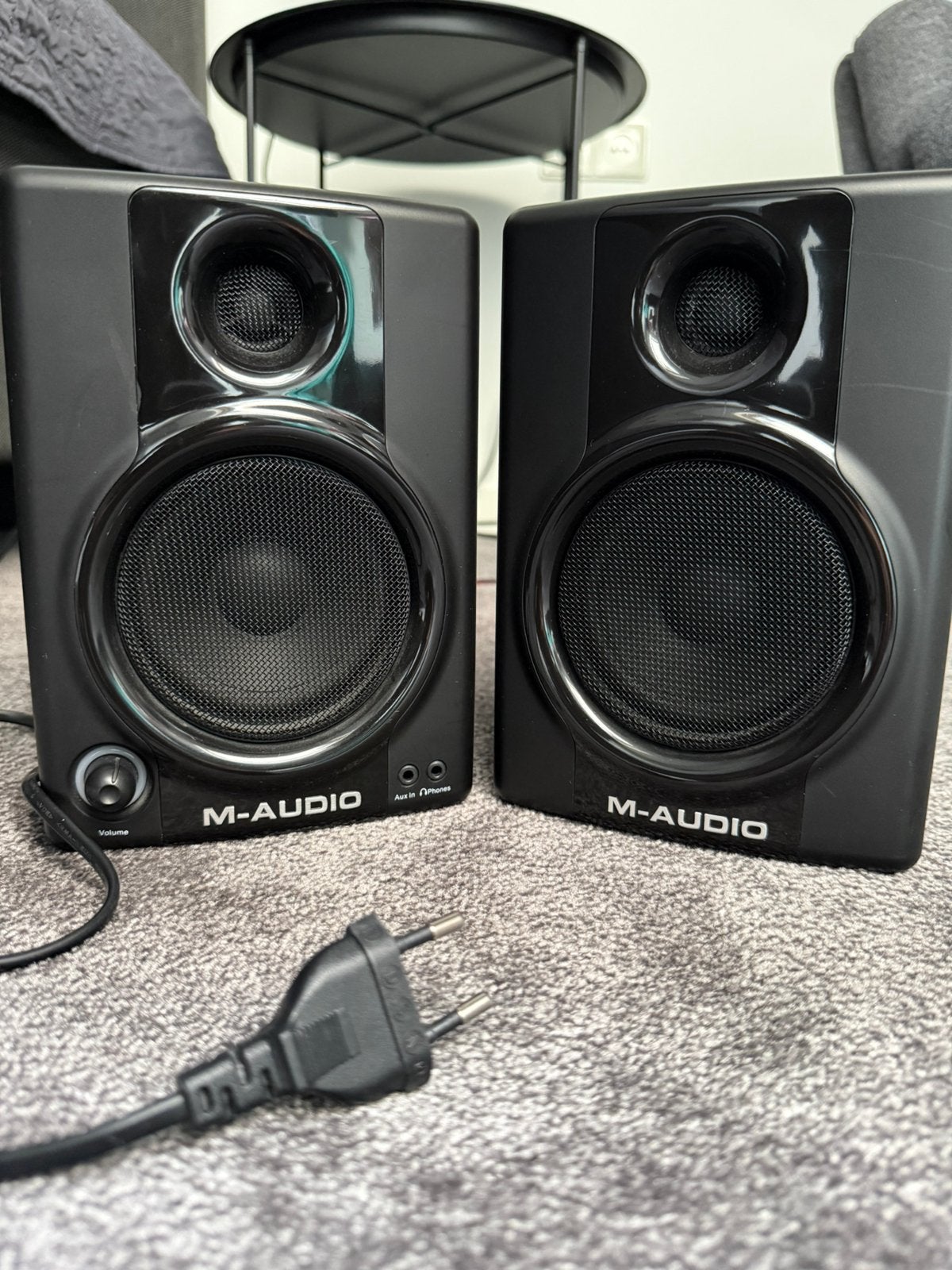 M-Audio AV30 Luidsprekers - Zo goed als nieuw, Ophalen, Zo goed als nieuw, Front, Rear of Stereo speakers, Overige merken