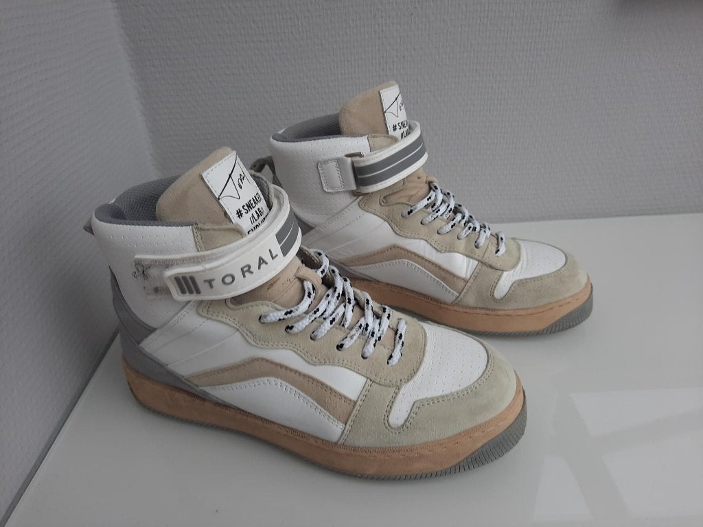 TORAL Sneakers schoenen Nieuwprijs 199.- euro, Kleding | Dames, Beige, Ophalen of Verzenden, Toral, Sneakers of Gympen