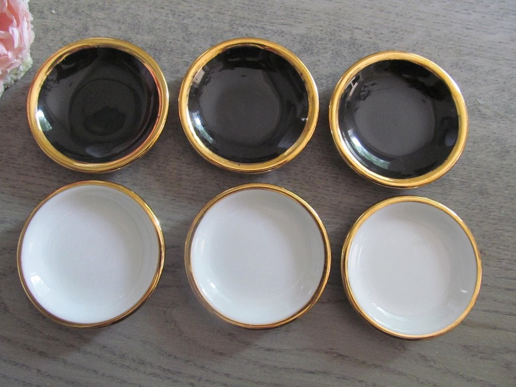 6 Walkure Bonbon Schaaltjes Goudkl. Rand , Zwart / Wit, Huis en Inrichting, Keuken | Servies, Gebruikt, Overige merken, Ophalen of Verzenden