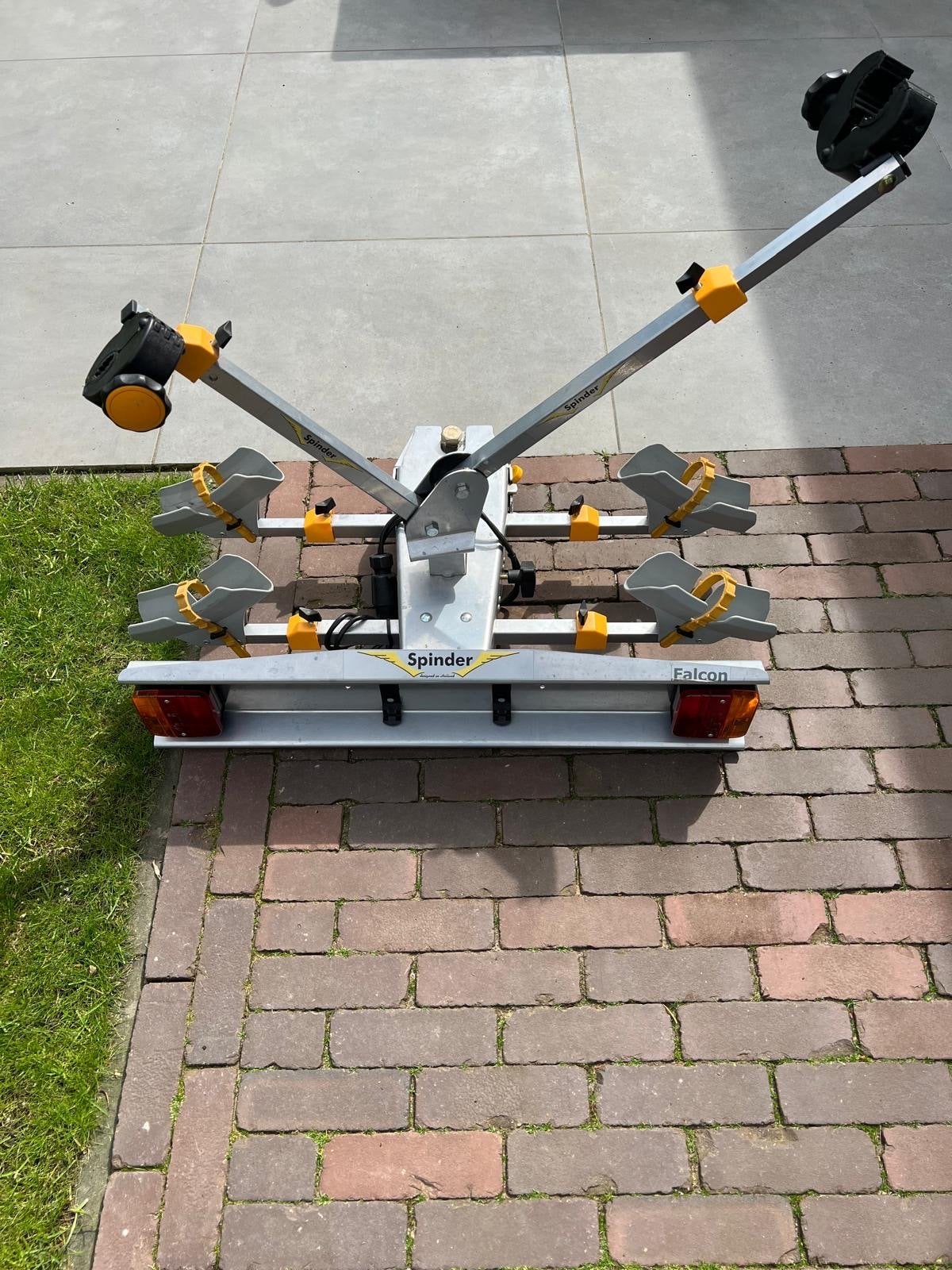 Spinder Falcon RC 2 F fietsendrager, Ophalen, 2 fietsen, Gebruikt, Trekhaakdrager
