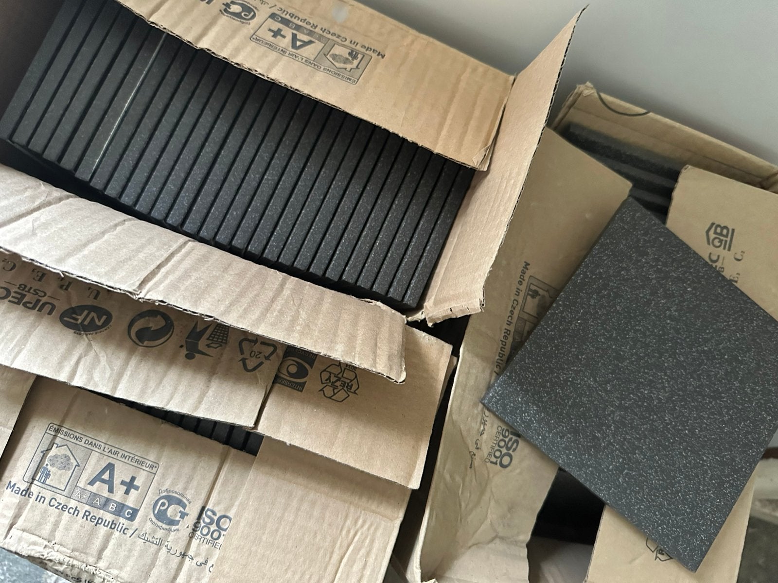 Doosjes anti slip tegels, Zo goed als nieuw, Minder dan 5 m², Wandtegels, Keramiek