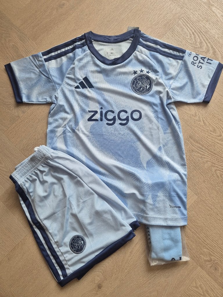 NEW! Voetbaltenue 26/27 Ajax - maat S, Maat S, Ophalen of Verzenden, Nieuw, Shirt