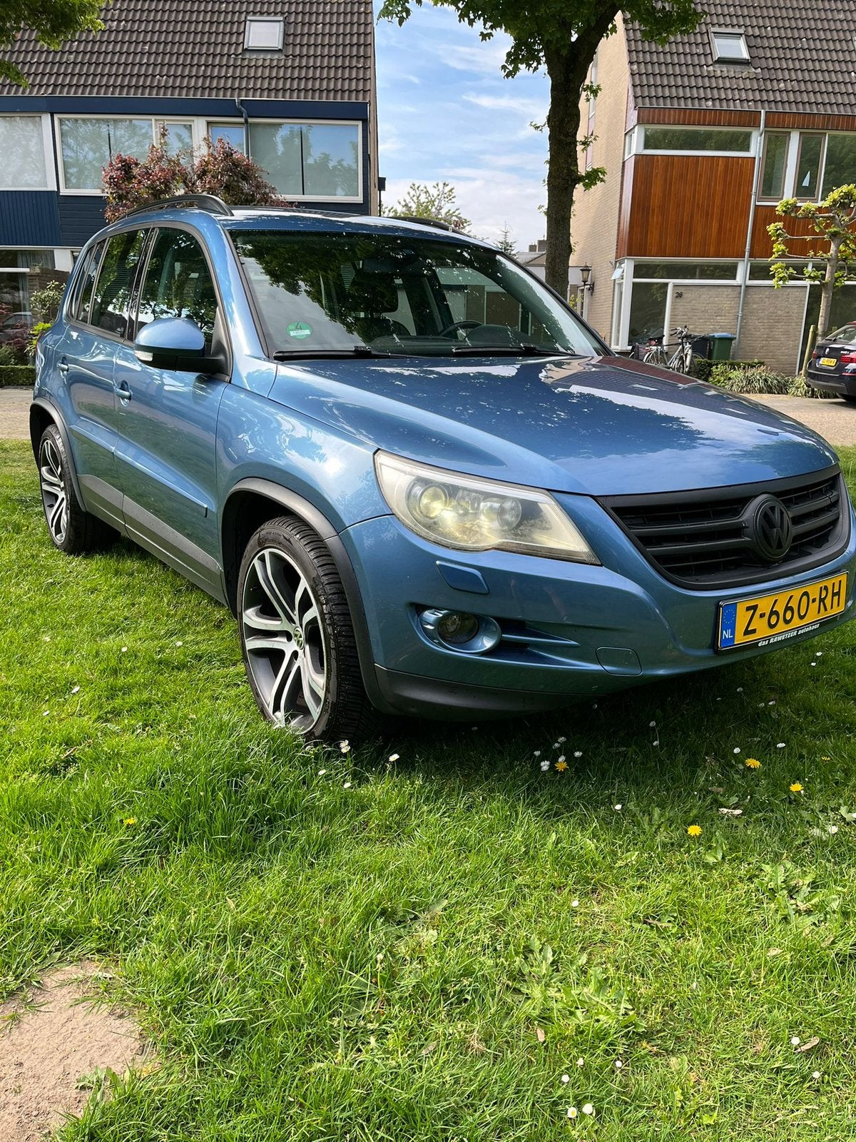 Auto Volkswagen Tiguan 2.0 TSI. Sport&Style 4motion automaat, Auto's, Automaat, 1566 kg, Zwart, 1984 cc