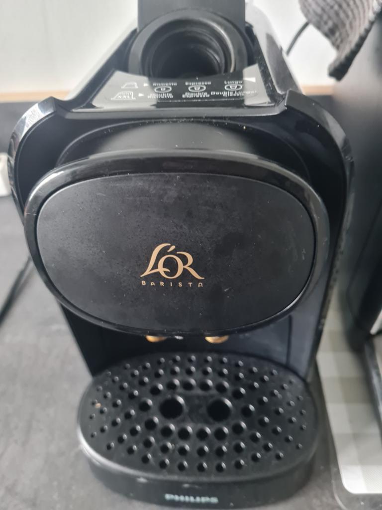 LO'R koffiemachine, Witgoed en Apparatuur, Koffiezetapparaten, Ophalen, Zo goed als nieuw, Koffiemachine
