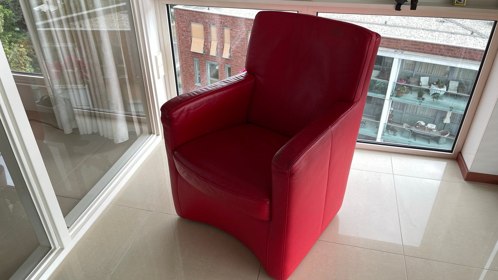Montel fauteuil rood leer, Minder dan 75 cm, Leer, Ophalen of Verzenden, Zo goed als nieuw