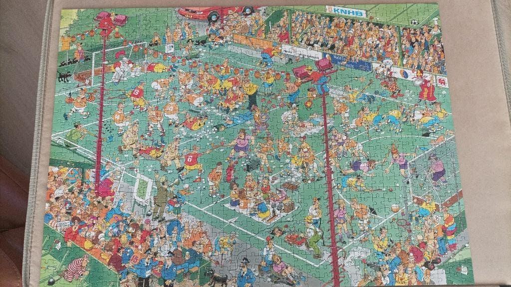 Jan van Haasteren puzzel Hockey compleet, Hobby en Vrije tijd, Denksport en Puzzels, Ophalen of Verzenden, 500 t/m 1500 stukjes