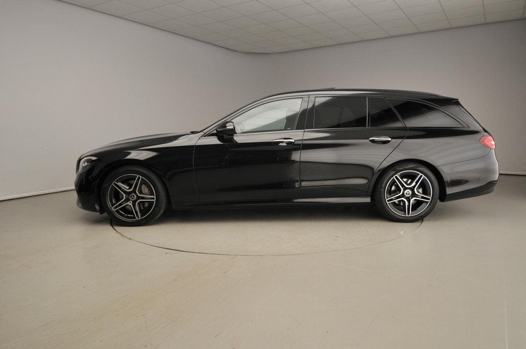 Mercedes-Benz E-klasse Estate 200 Business Solution | Trekha, Achterwielaandrijving, Gebruikt, 4 cilinders, 1695 kg