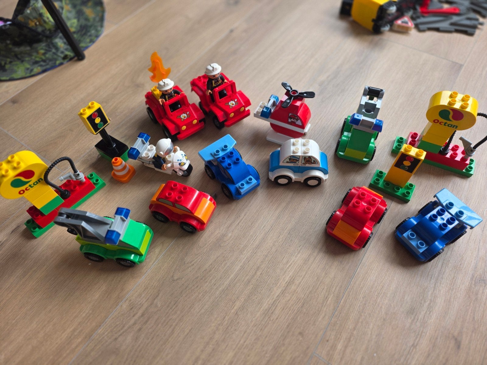 LEGO DUPLO Voertuigenpakket - Politie, Brandweer, Auto's, City, Compleet, Ophalen of Verzenden, Zo goed als nieuw
