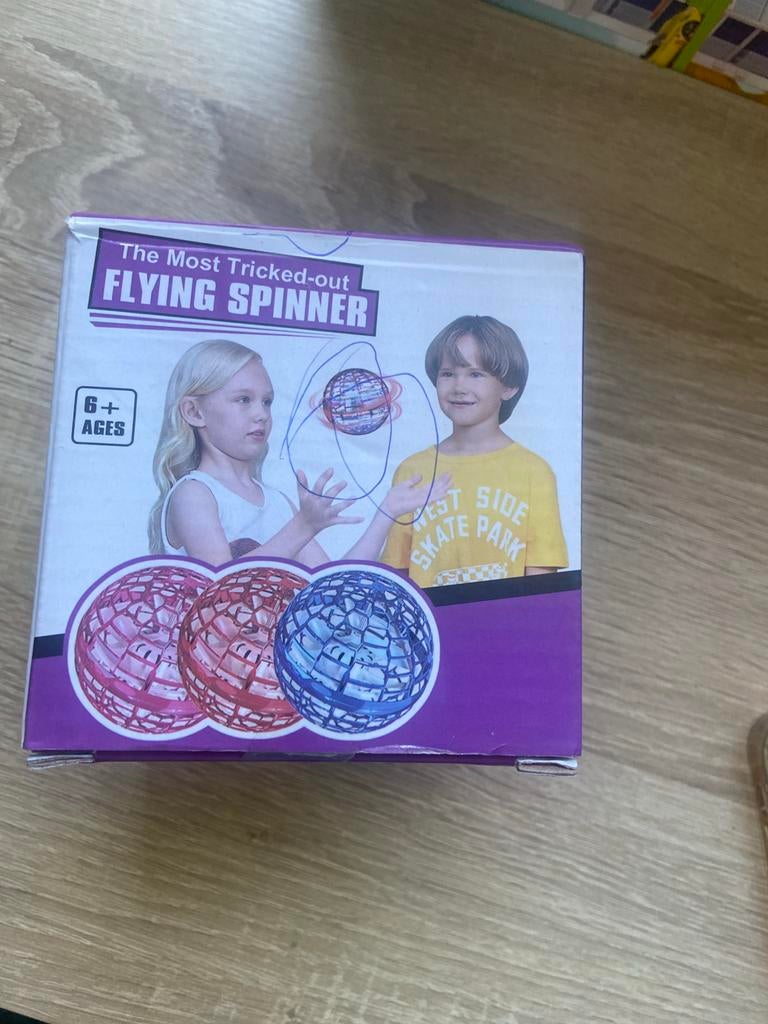 Vliegende Spinner met RGB Verlichting - Flynova Pro, Ophalen of Verzenden, Nieuw, Jongen of Meisje
