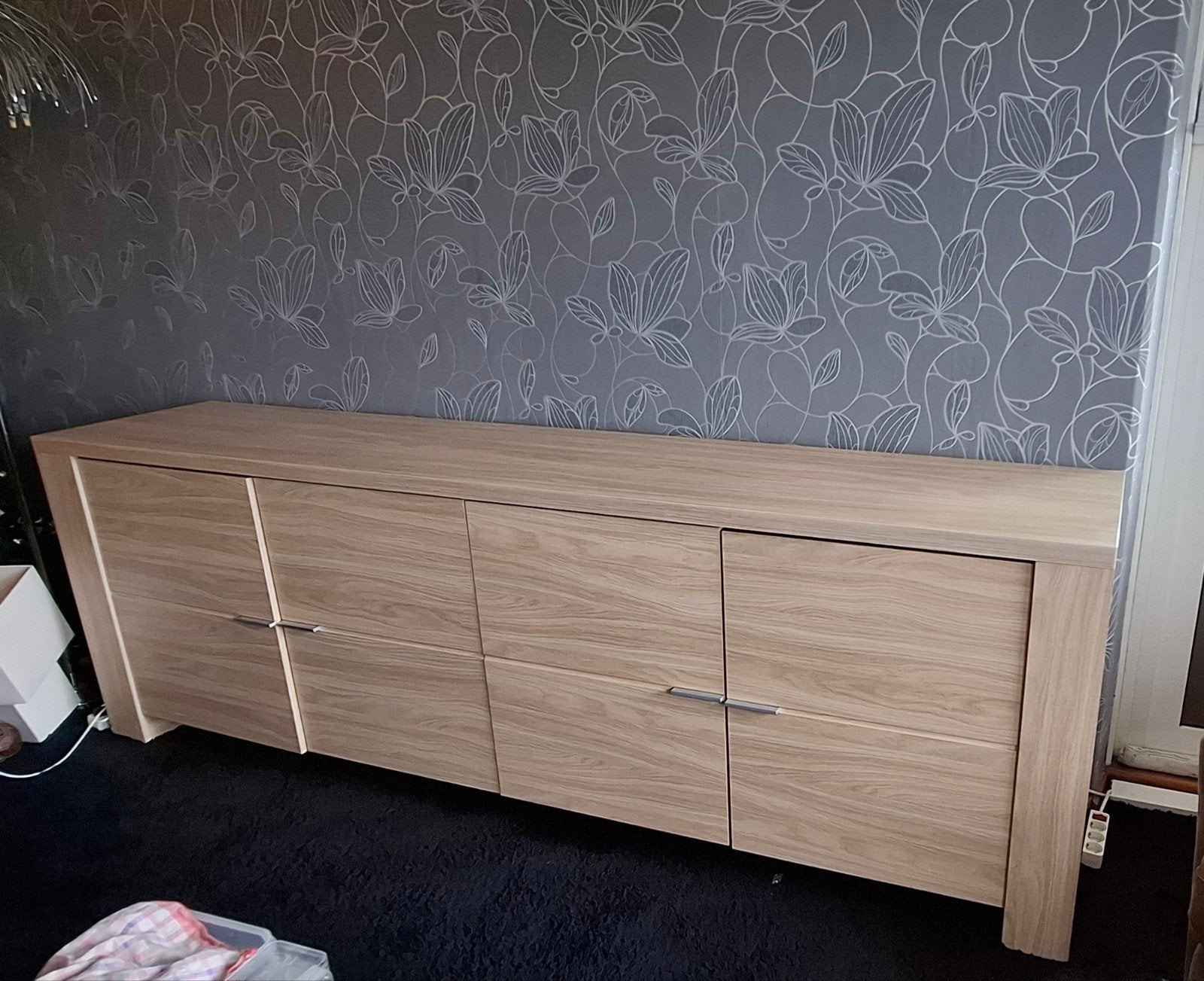 Complete set: Dressoir, salontafel en kast in eikenhout, Ophalen, Modern en functioneel, Eikenhout, Zo goed als nieuw