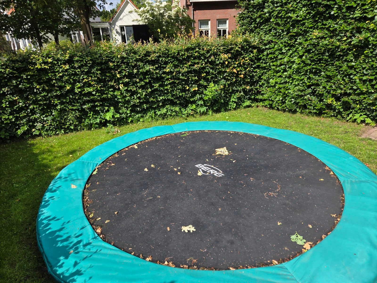 Berg Favorit Inground 330 Trampoline - Zo goed als nieuw, Kinderen en Baby's, Speelgoed | Buiten | Trampolines, Ophalen of Verzenden