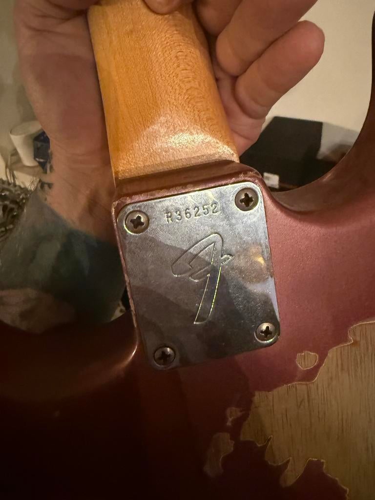 Fender Custom Vintage Strat Heavy Relic - gesigneerd door, Muziek en Instrumenten, Snaarinstrumenten | Gitaren | Elektrisch, Ophalen of Verzenden