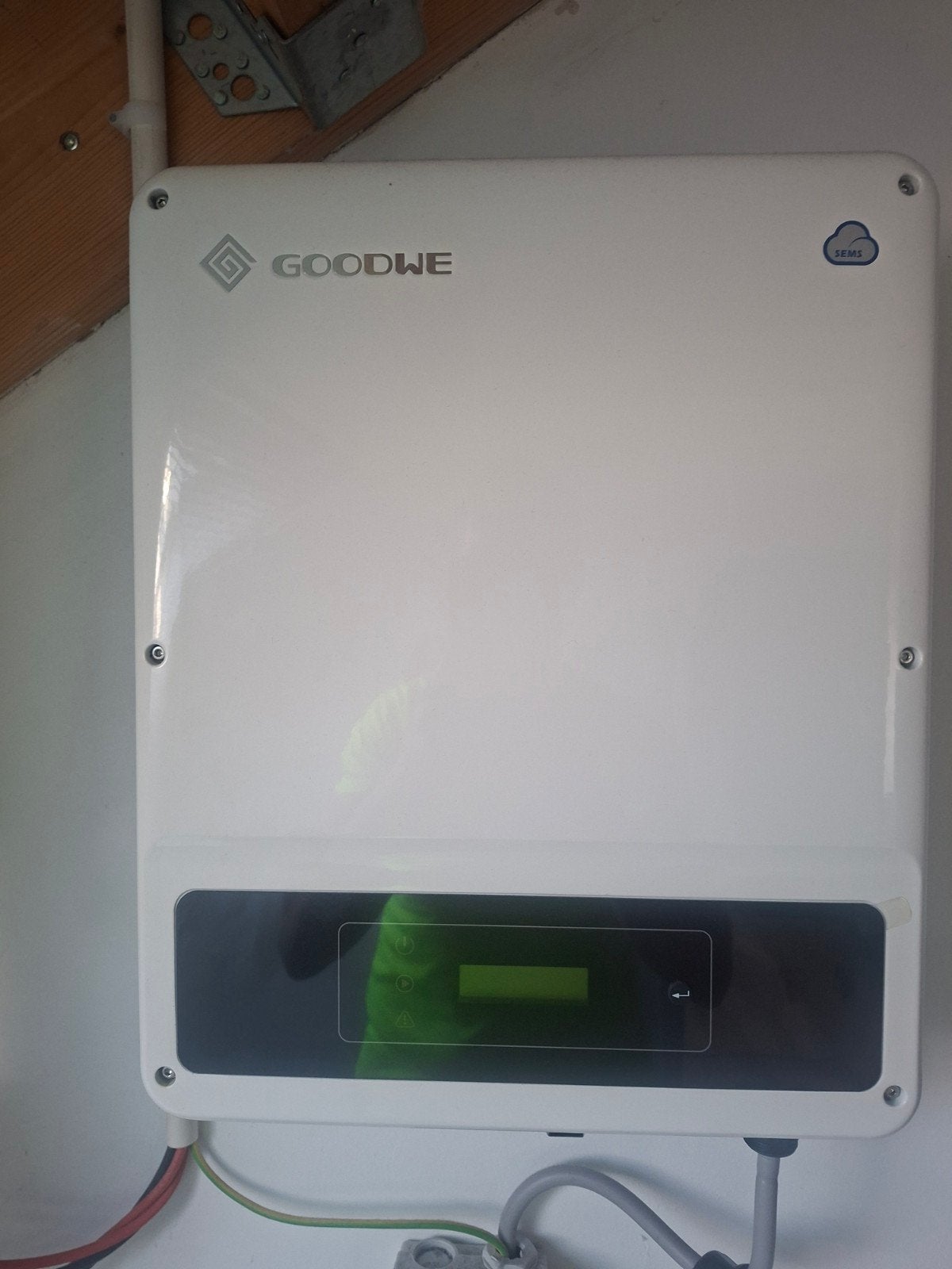 GoodWe GW3000D-NS Omvormer voor zonnepanelen, Doe-het-zelf en Verbouw, Zonnepanelen en Toebehoren, Ophalen, Gebruikt, Overige typen