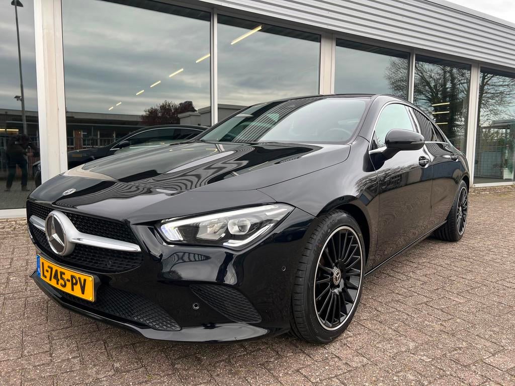 Mercedes-Benz CLA-klasse 180 Automaat, LED, Orig.Nederlands, Auto's, CLA, Gebruikt, Euro 6, 4 cilinders