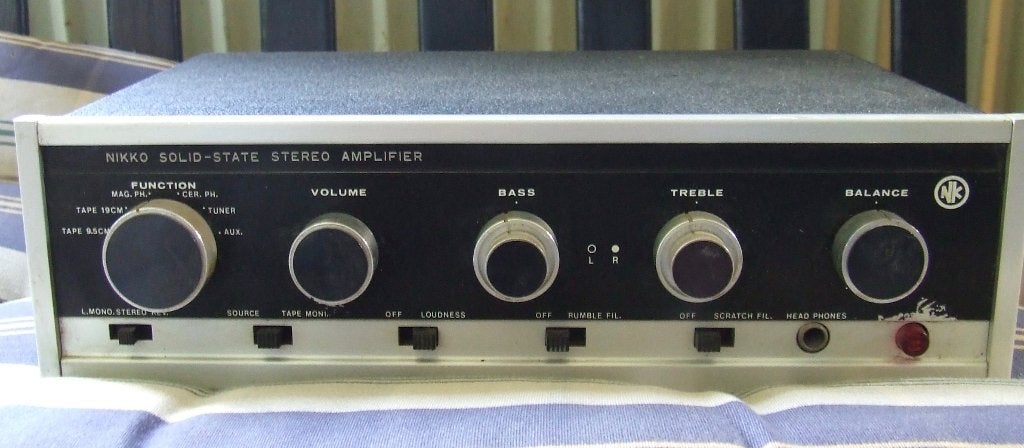 Nikko versterker Japan, Overige merken, Gebruikt, Ophalen of Verzenden, Minder dan 60 watt