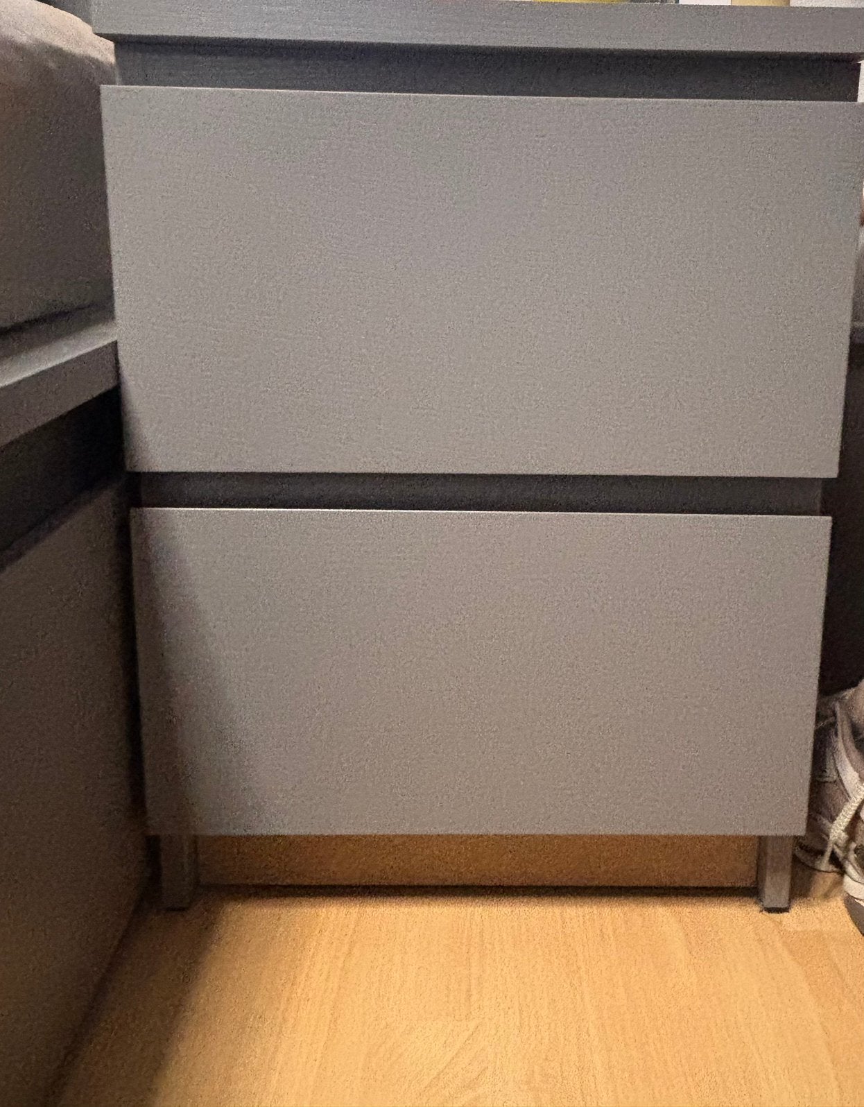 IKEA MALM bed + nachtkastje grijs gelazuurd – bieden!, Ophalen, 5 laden of meer, 150 tot 200 cm, Zo goed als nieuw