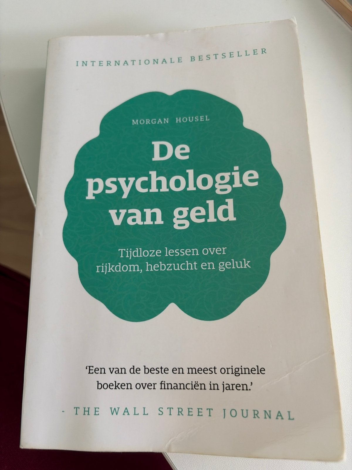 De psychologie van geld - Morgan Housel, Ophalen of Verzenden, Zo goed als nieuw, Overige onderwerpen