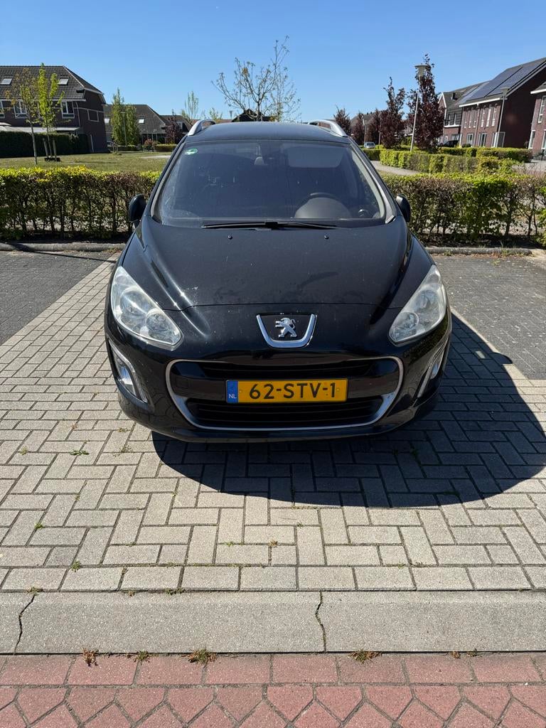 Peugeot 308 1.6 VTI 16V SW 5P 2011 Zwart (MOET WEG), Auto's, Voorwielaandrijving, 1295 kg, 4 cilinders, Zwart