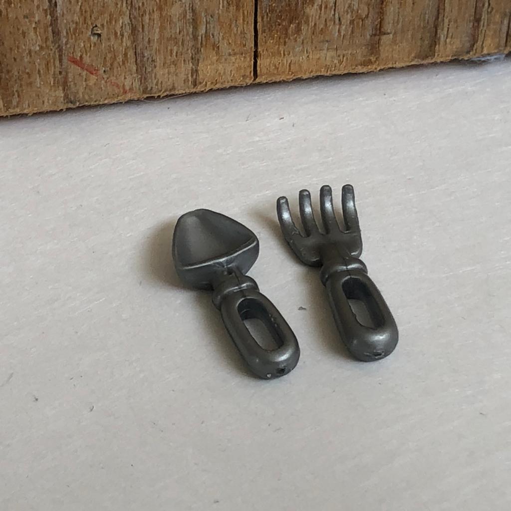 Barbie grijs tuin gereedschap, Ophalen of Verzenden, Zo goed als nieuw, Toebehoren