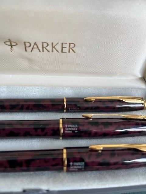 Drie delig parker set in orginele doos, Verzamelen, Pennenverzamelingen, Met doosje, Ophalen of Verzenden, Zo goed als nieuw, Parker