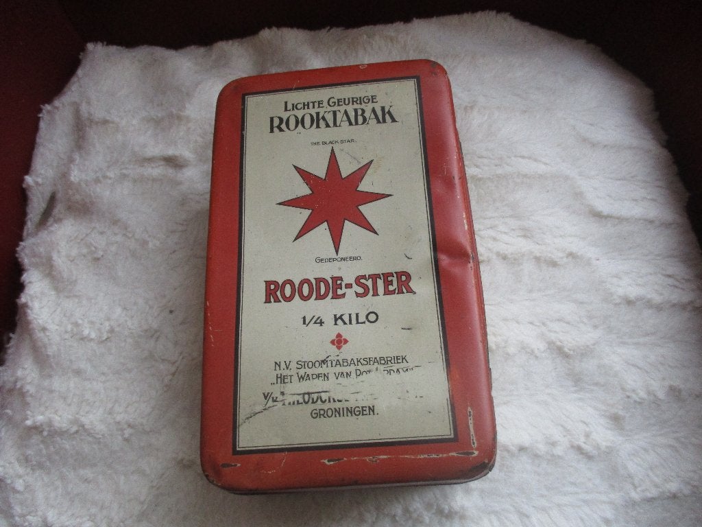 Tabaks blik Roode Ster, Verzamelen, Blikken, Ophalen of Verzenden, Gebruikt, Overige, Overige merken