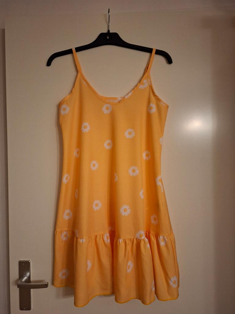 Vrolijke zomerjurk maat xs, Geel, Nieuw, Ophalen of Verzenden, Maat 34 (XS) of kleiner