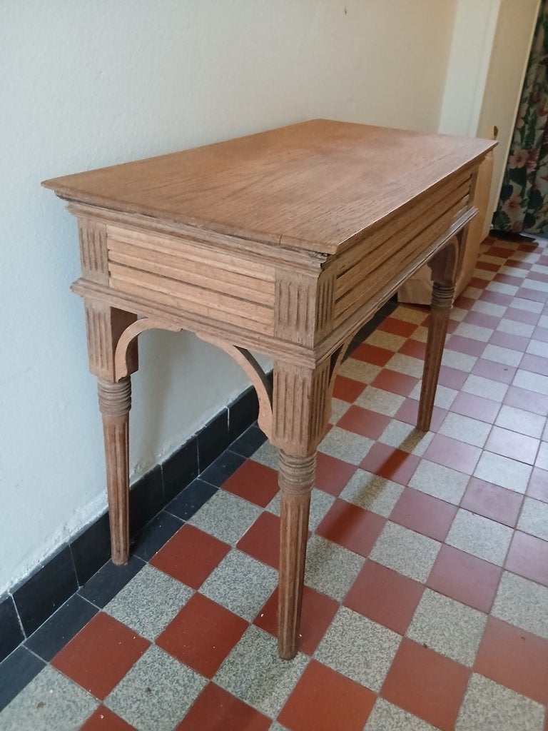 Vintage Eiken Sidetable – Geribbelde Poten & Details, Ophalen, 50 tot 100 cm, Neoklassiek, Onbekend