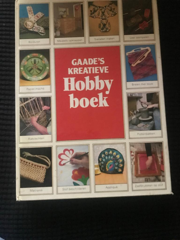 Gaade's Creatieve Hobbyboek - Diverse Knutselprojecten, Boeken, Ophalen, Gelezen, Overige onderwerpen