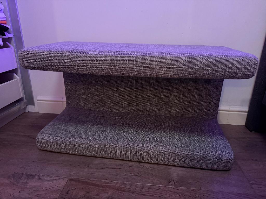 Poef, Hocker, voetenbank, (bijzet)tafel, Huis en Inrichting, Banken | Voetenbanken en Poefen, Ophalen, Gebruikt, De Goorn, 50 tot 75 cm