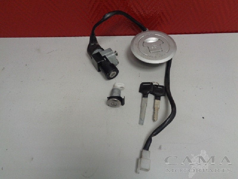 Slotenset Honda CBR 125 R 2015-2016 (CBR125R JC50) 2015, Motoren, Honda Center GmbH, Gebruikt, Info@honda.de, Hanauer Landstraße  222-224, Frankfurt am Main 60314, , Duitsland