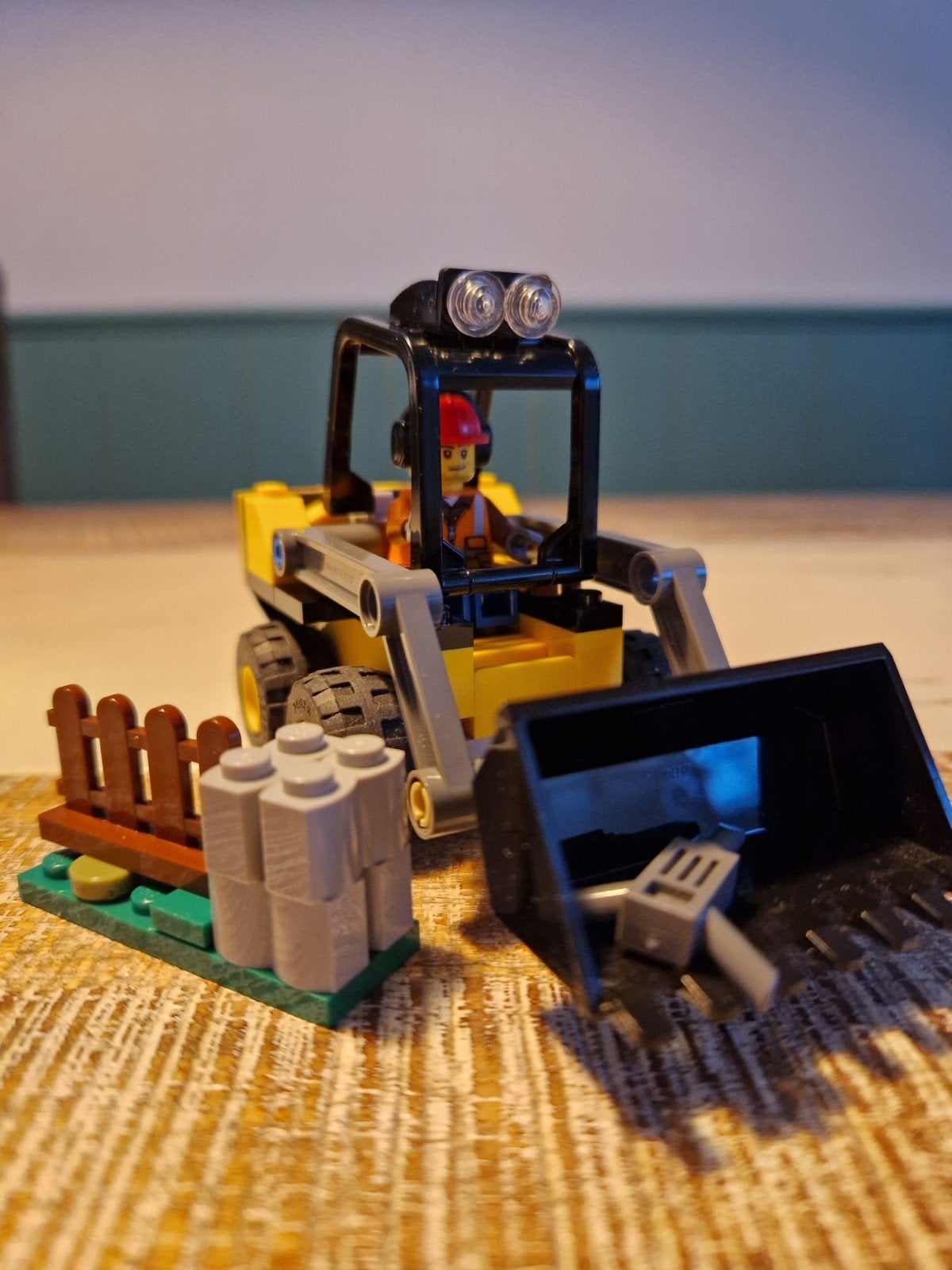 Lego City (60219) Minifiguur met Bobcat en Accessoires, Kinderen en Baby's, Verzenden, Zo goed als nieuw, Overige merken