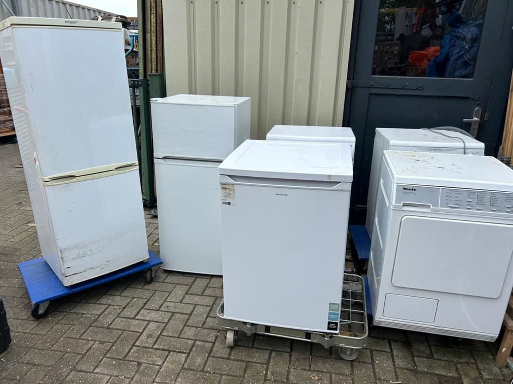 Partij gebruikt witgoed 6 stuks, Ophalen