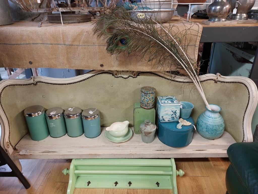 Brocante hoofdstuk van een antiek bed / bankje, Ophalen
