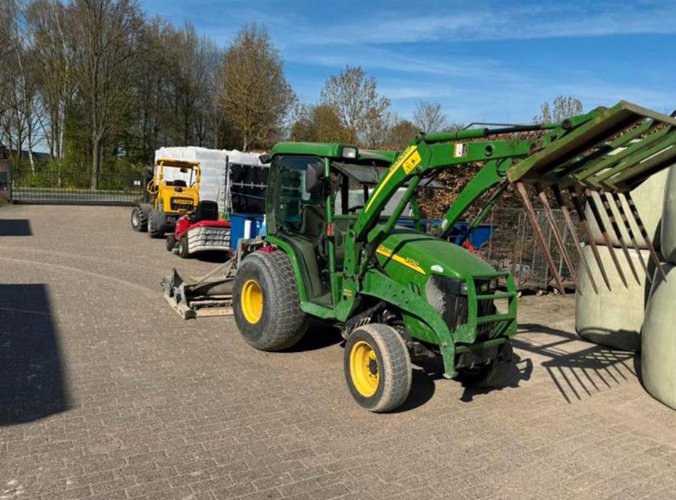 Nette John Deere 3720 4x4 met voorlader 1500uur!!!, Tuin en Terras, Grasmaaiers, Ophalen, Zo goed als nieuw, 50 cm of meer