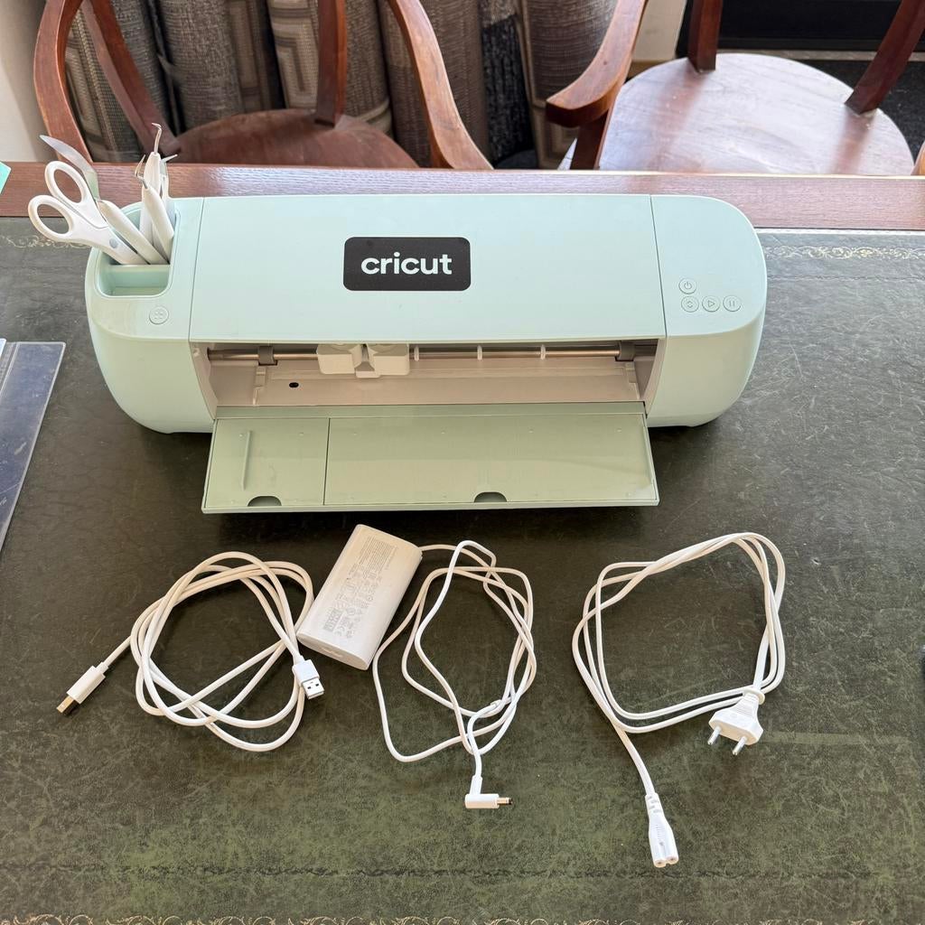 Cricut Explore 3 Sticker Plotter Maker Set Snijmat Toolser, Ophalen of Verzenden, Zo goed als nieuw, Gereedschap of Toebehoren