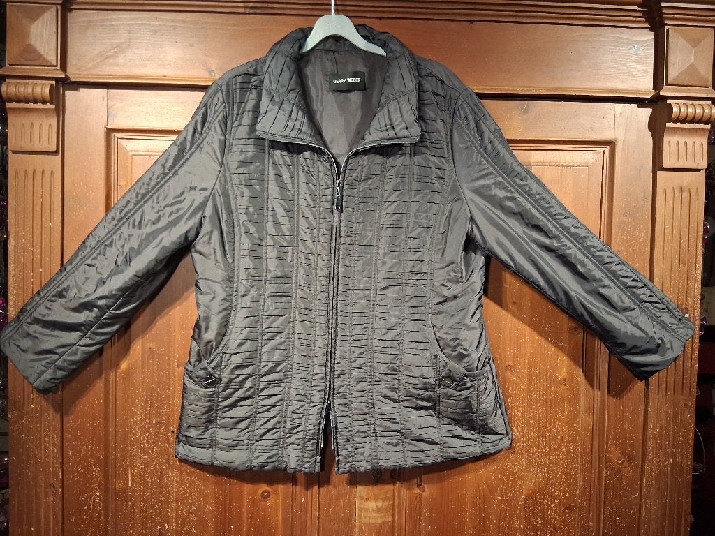 Antracietkleur gewatteerde damesjas Gerry Weber 46, Overige kleuren, Maat 46/48 (XL) of groter, Ophalen of Verzenden, Zo goed als nieuw