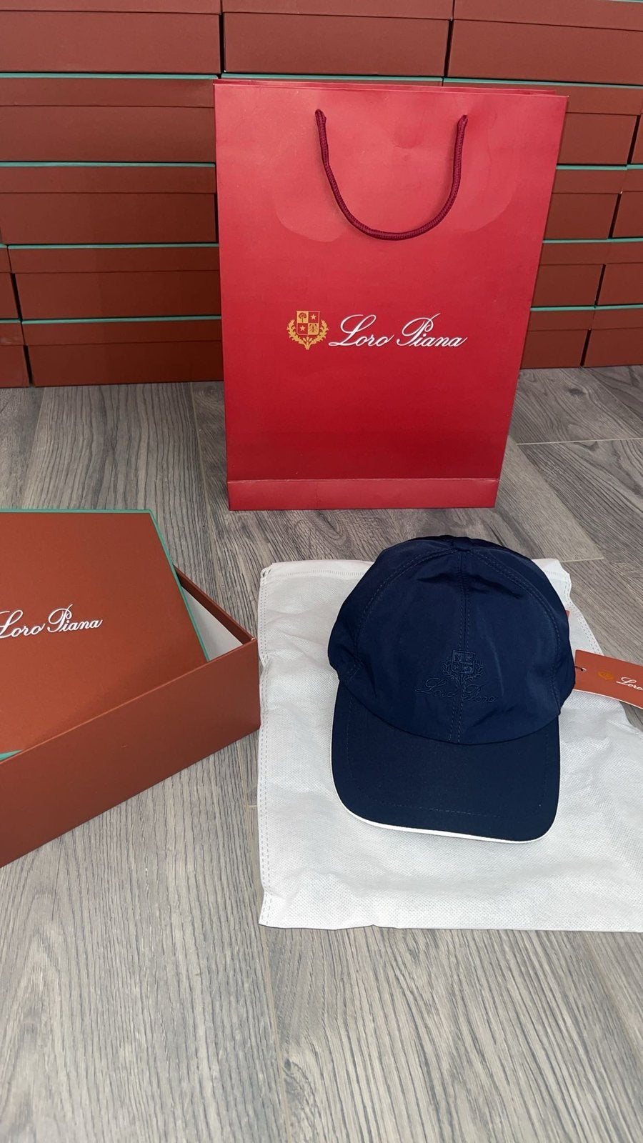 Loro piana petten, Kleding | Heren, Hoeden en Petten, Ophalen of Verzenden, Zo goed als nieuw
