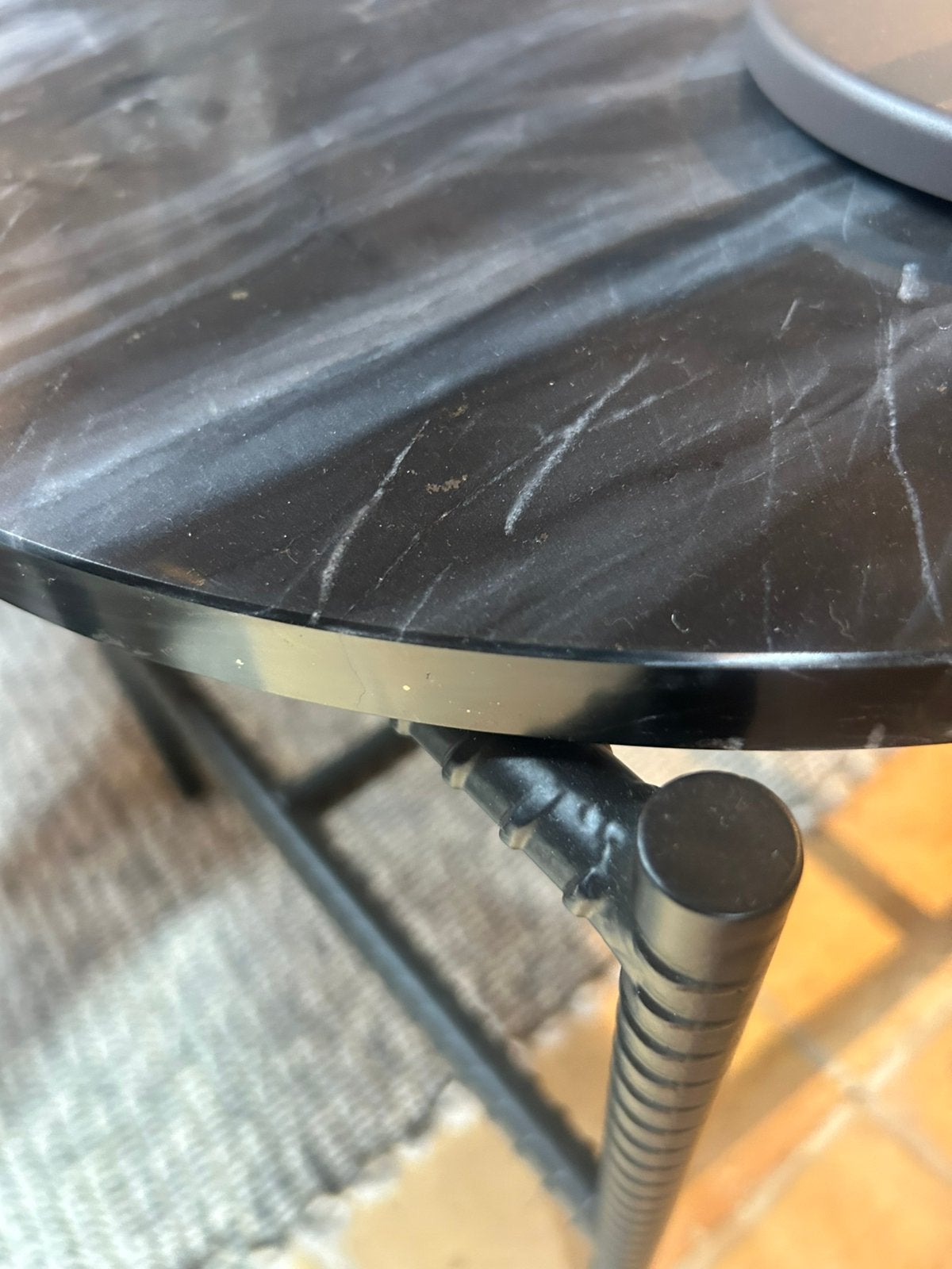 Hay Rebar salontafel 45 rond marmer, Ophalen, Minder dan 50 cm, Nieuw, Hay Vitra Muuto