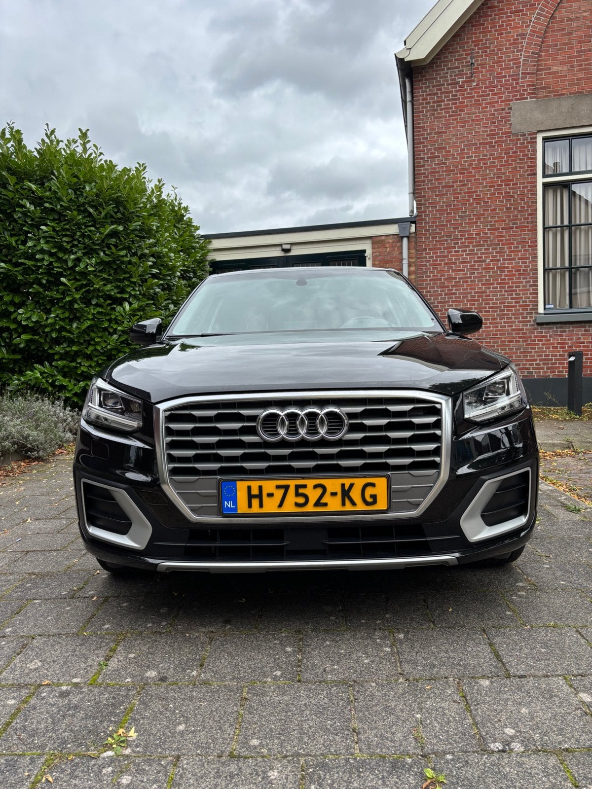 Audi Q2 35 Tfsi 150pk S Tronic 2019 Zwart, Auto's, 1498 cc, 4 cilinders, Leder en Stof, Zwart