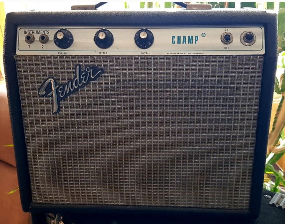 Fender Champ 1973 Silverface Nieuwstaat en 100% origineel, Muziek en Instrumenten, Versterkers | Bas en Gitaar, Ophalen, Zo goed als nieuw