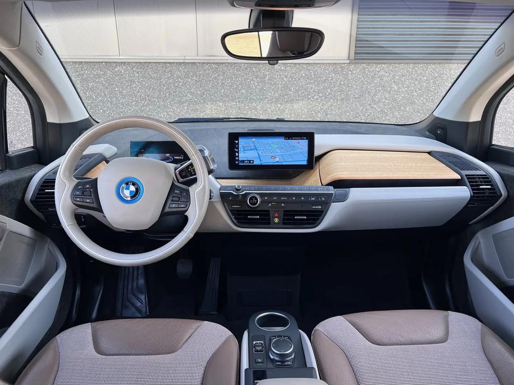 BMW i3 Executive 120Ah 42 kWh/*Lodge*/H-Kardon/ € 23.940,0, Automaat, Gebruikt, 4 stoelen, Automatische klimaatregeling