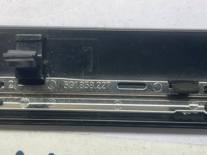Sierstrip van een Volkswagen Golf, Gebruikt, -, -, -