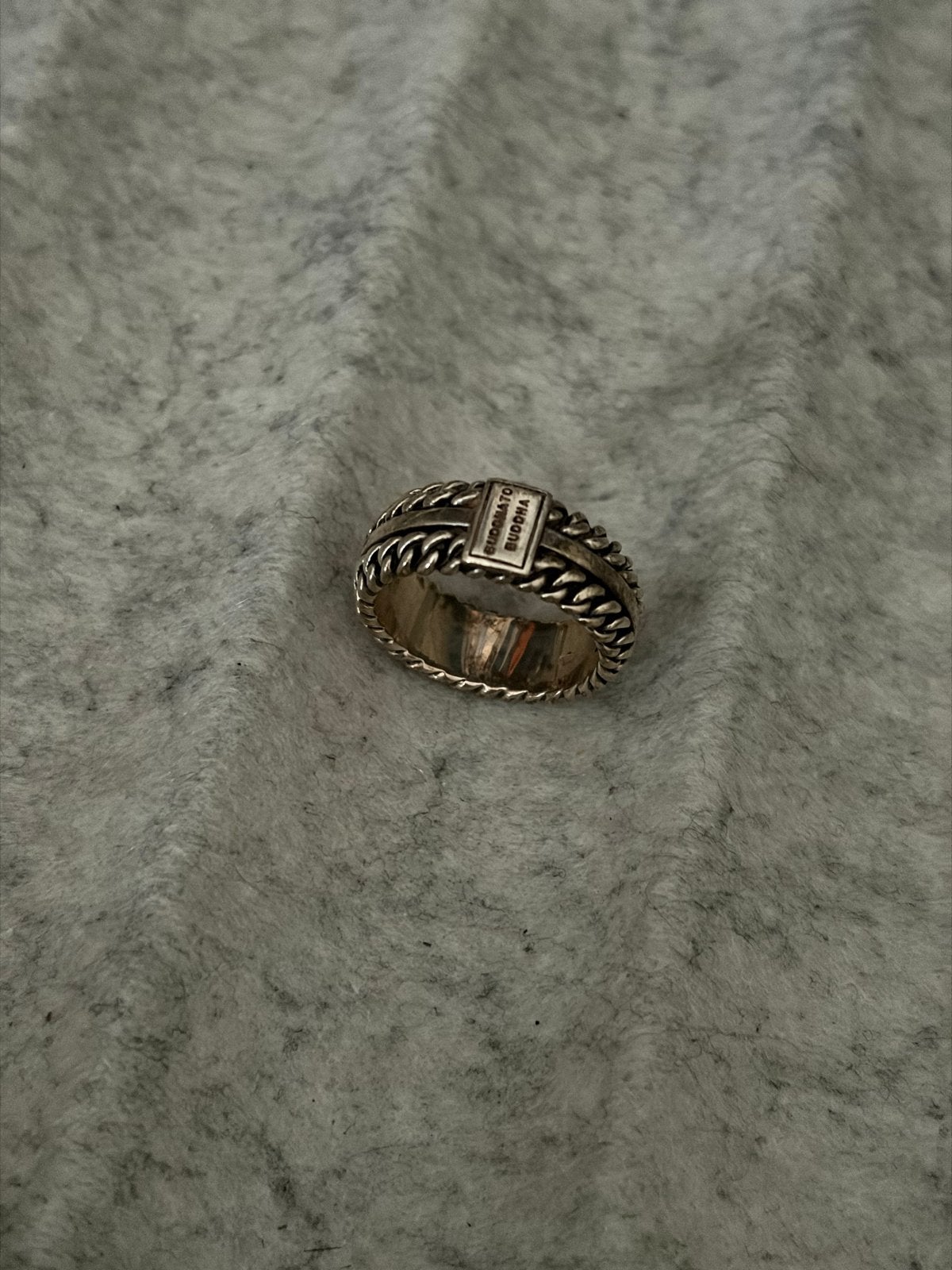 Buddha to Buddha Ring Chain Textuur 19, 19 tot 20, Ophalen of Verzenden, Zo goed als nieuw, Dame of Heer
