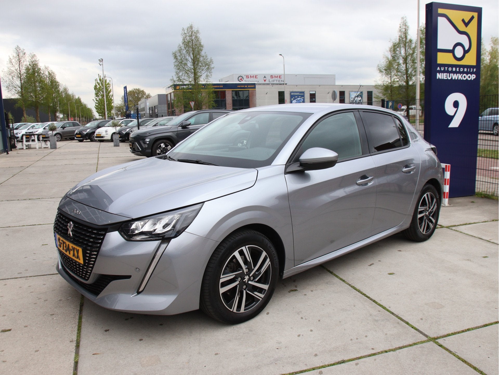 Peugeot 208 1.2T PureTech Allure Pack FULL LED, Half Leder,, Auto's, Peugeot, 101 pk, Gebruikt, Euro 6, Leder en Stof
