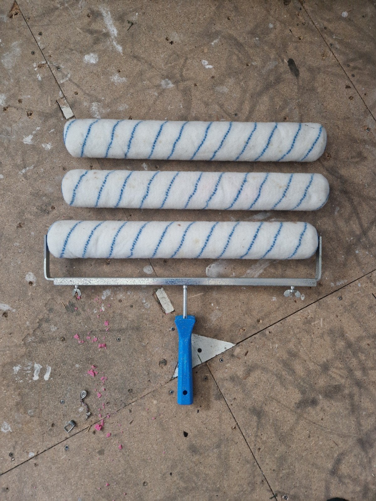 3 nieuwe rollers (50 cm) waarvan 1 met houder, Ophalen, Nieuw, Verfroller